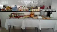 Pousada Tires Guest House - sarapan