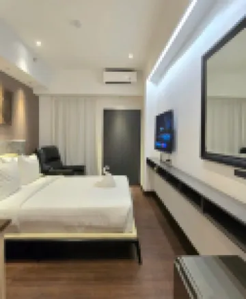 Ayane with KING size bed @ benson