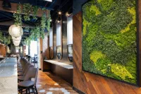 Hotel Saint Clair- Magnificent Mile