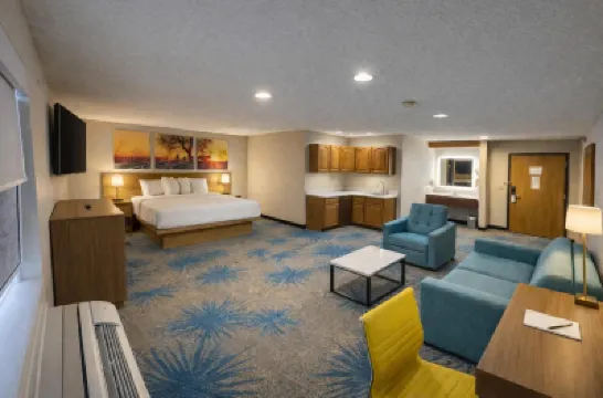 เดย์สอินน์ บายวินด์แฮม สเตอร์จิส โรงแรมใน