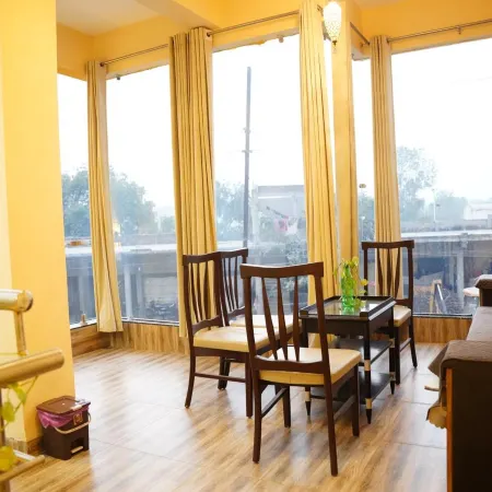 Hotel Mahishmati Palace