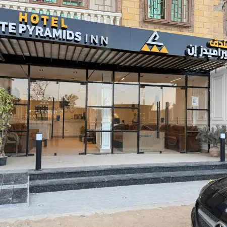 White Pyramids Inn