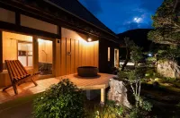 Casa Miyama - parking
