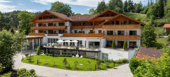 Hotel Wiedemann โรงแรมในฟึสเซิน