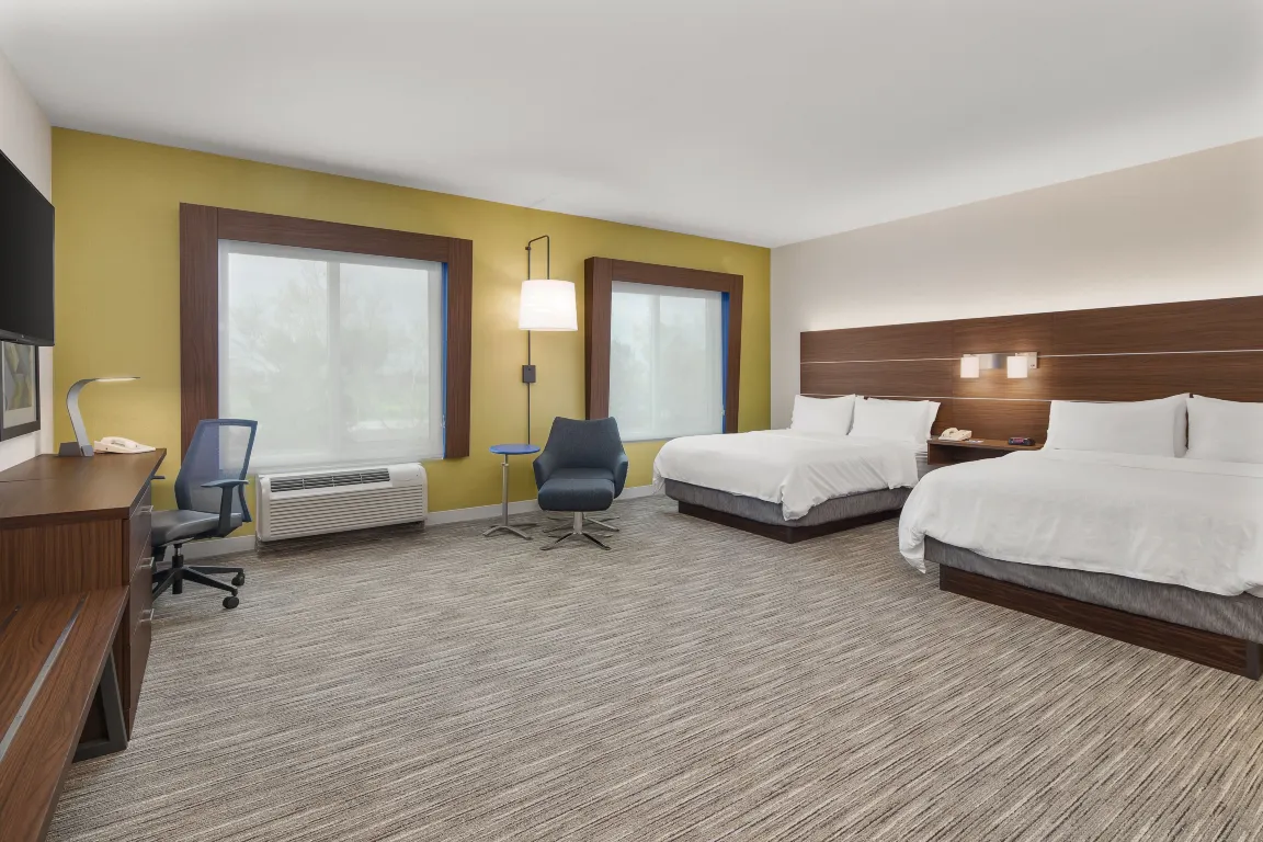 Holiday Inn Express & Suites SACRAMENTO AIRPORT NATOMAS by IHG Zimmer Photos
