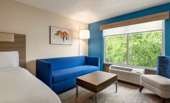 Holiday Inn Express & Suites Hagerstown