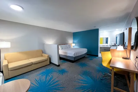 Days Inn & Suites by Wyndham Santa Rosa Отели в г. Гвадалупе