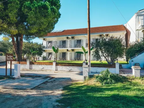 Three Seasons Hotels in Kavos
