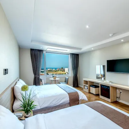 Jeju in Hotel Отели рядом с достопримечательностью «Храм Кымсундан»