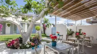 Hotel Intorno Al Fico Hotels near MOAI Beach