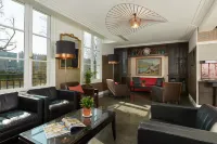 Hotel de La Jatte Hotels in Neuilly-sur-Seine