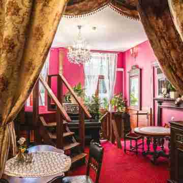 Łódzki Pałacyk - Pokoje pałacowe Others