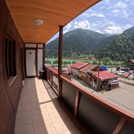 Kusva Apart