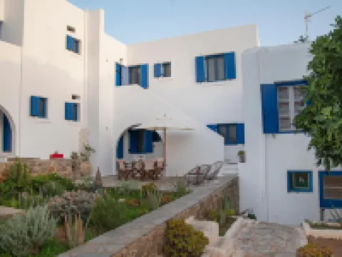 Kanellis Studios Hotels in Kythira