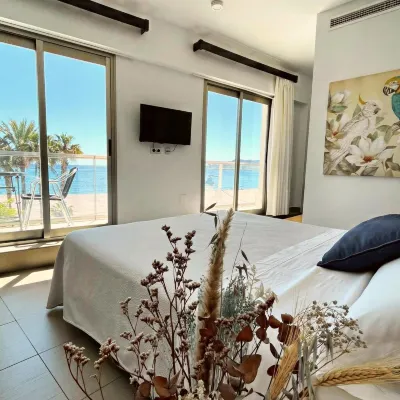 Alboran Hotel