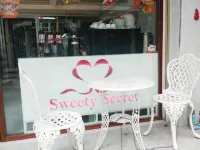 Sweety Secret Cake Guesthouse Hotels near Bang Khae