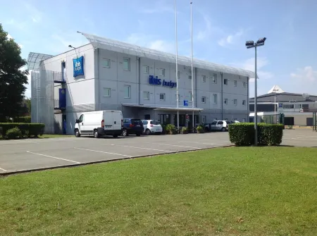 ibis budget Orgeval Отели в г. Оржваль