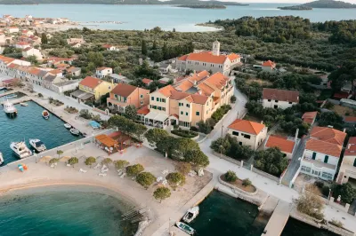 Hotel Spongiola Các khách sạn ở 