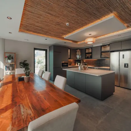 Nas House