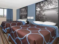 Super 8 by Wyndham Willmar - 2-Star