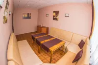 Viktoria - Zuro  Hotel Hotels in der Nähe von Ul'yanovskaya Ekspeditsiya Povolzhskogo Filiala Gosudarstvennoy Inventarizatsii Lesov