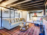 Sweet Briar Hotels in Farnham