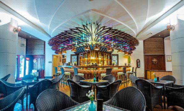 Ngwe Saung Yacht Club & Resort