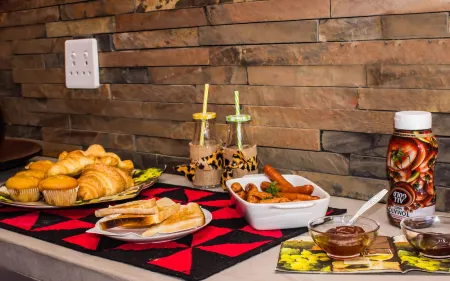 Oppi Hoek Guesthouse Отели рядом с достопримечательностью «Idube Game Reserve»