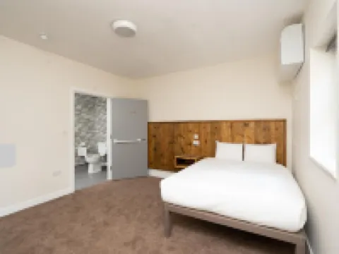 Hotel DC, Stratford Hotel dekat Bandara London