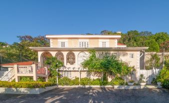 Jasmine Inn