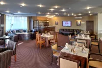 Alexander Club Hotel