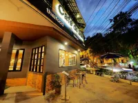 Uno Chiangmai Hotels near Kalare Night Bazaar
