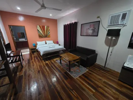 Marianita's Cottages