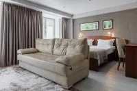 AZIMUT Отель Кемерово (Азимут) Отели рядом с достопримечательностью «Памятник Погибшим Шахтерам»