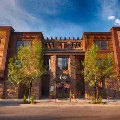 The White Buffalo Club Hotel Exterior