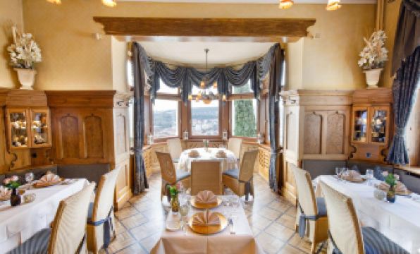 Schlosshotel Steinburg