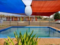 Silver Oaks Motel فنادق في غيلغاندرا