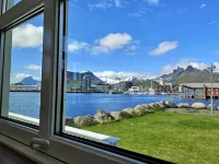 Rorbuene Svolvær Havn - Mountain View