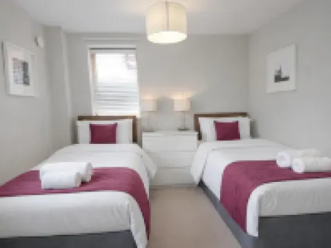 Roomspace Apartments -The Courtyard Hotels in Wimbledon