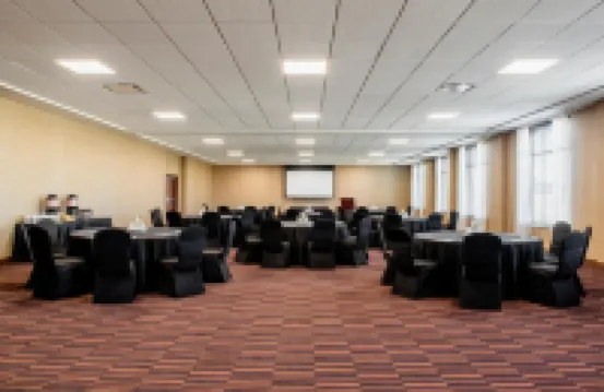 Four Points by Sheraton Grande Prairie
