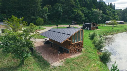 Earthboat Village Kurohime