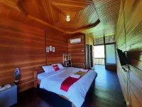 Hotel Besar Bulan Baru - Senggigi - balcony