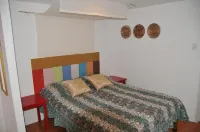 Date and Dine Residences - balcony
