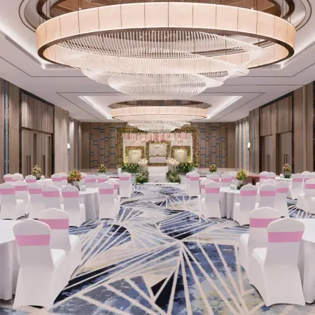 Crowne Plaza LUCKNOW by IHG