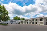 Motel 6 Clarion, PA - 2-Star