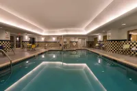 Holiday Inn Express & Suites Dickson City - Scranton Hotel a Dickson City