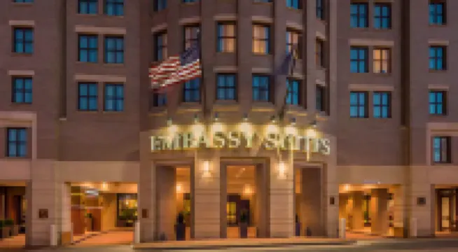 Embassy Suites by Hilton Alexandria Old Town Hotels near Old Town Waterfront
