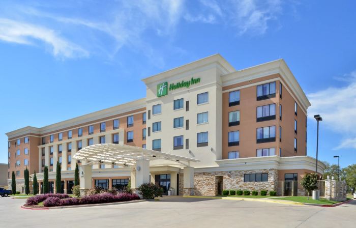 DoubleTree by Hilton Fort Worth Fossil Creek
