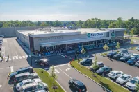 AC Hotel Cleveland Beachwood - parking