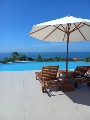 D'GIRIJATI RESORT & BEACH CLUB YOGYAKARTA Hotel dekat Terminal Baru Semin